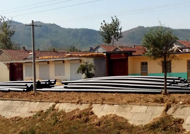 美麗鄉(xiāng)村建設(shè)項目地下管網(wǎng)施工現(xiàn)場