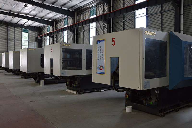 注塑機(jī)車間